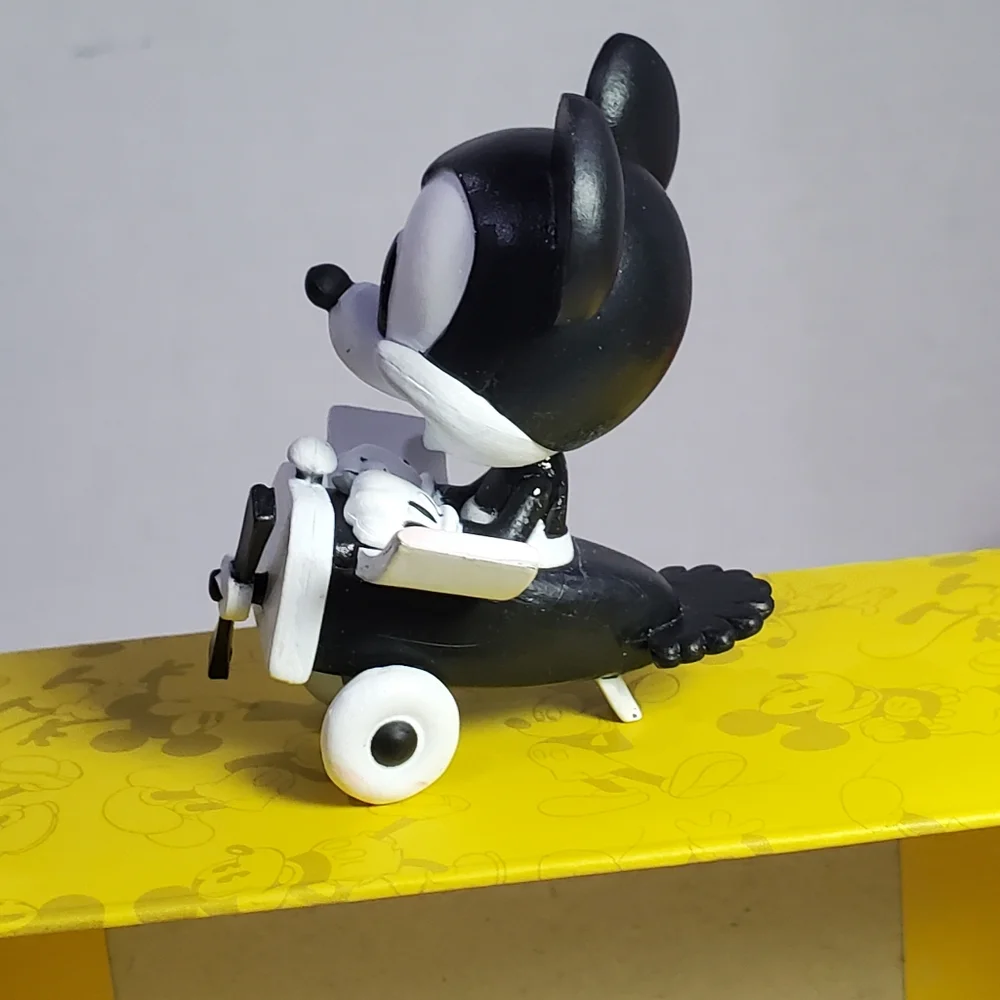 Funko Pop Disney Mickey 90 Years Mickey Mouse Convention Limited Edition *READ